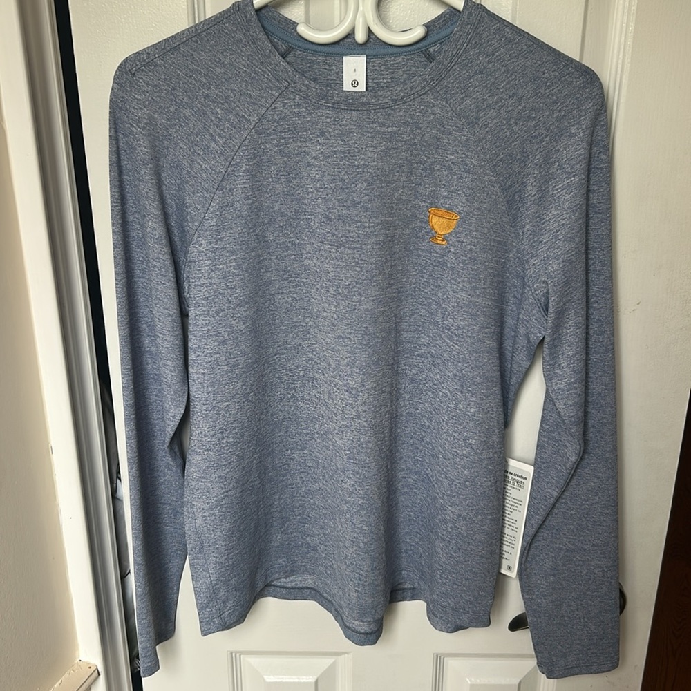 Lululemon License to Train Classic Fit Long Sleeve Blue Presidents Cup